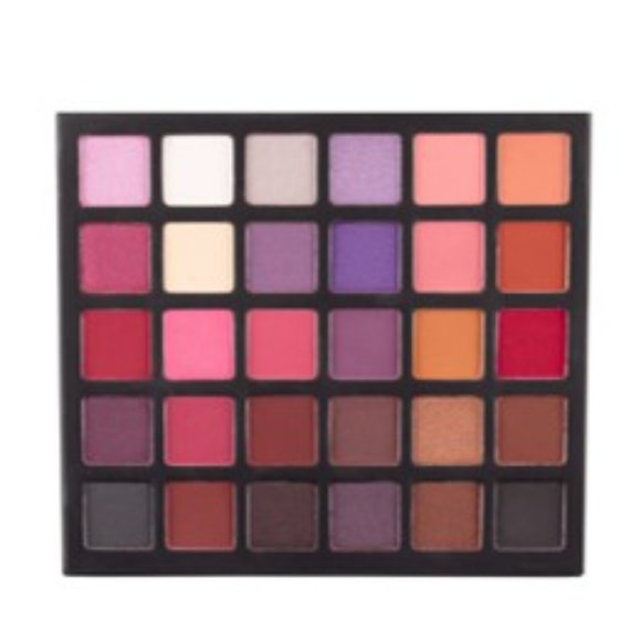 Revolution Pro Palette - Picture 2 of 2